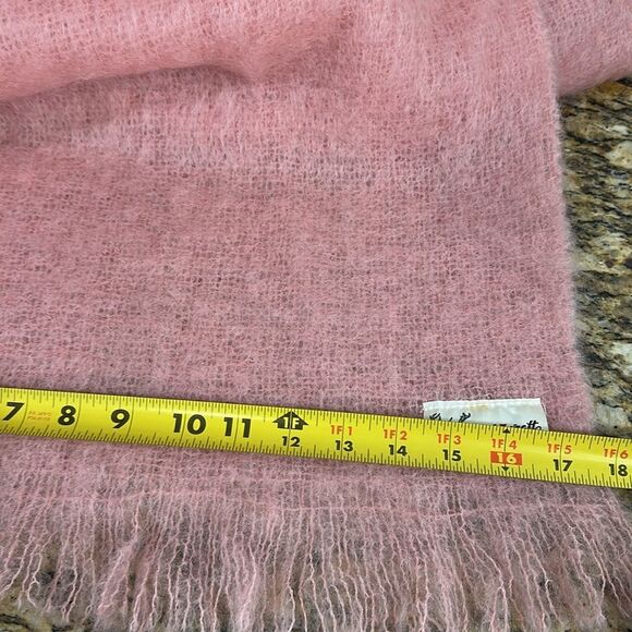 HAND ACRAFT Vintage Mohair Wool Pink Rectangle Scarf - Picture 5 of 6